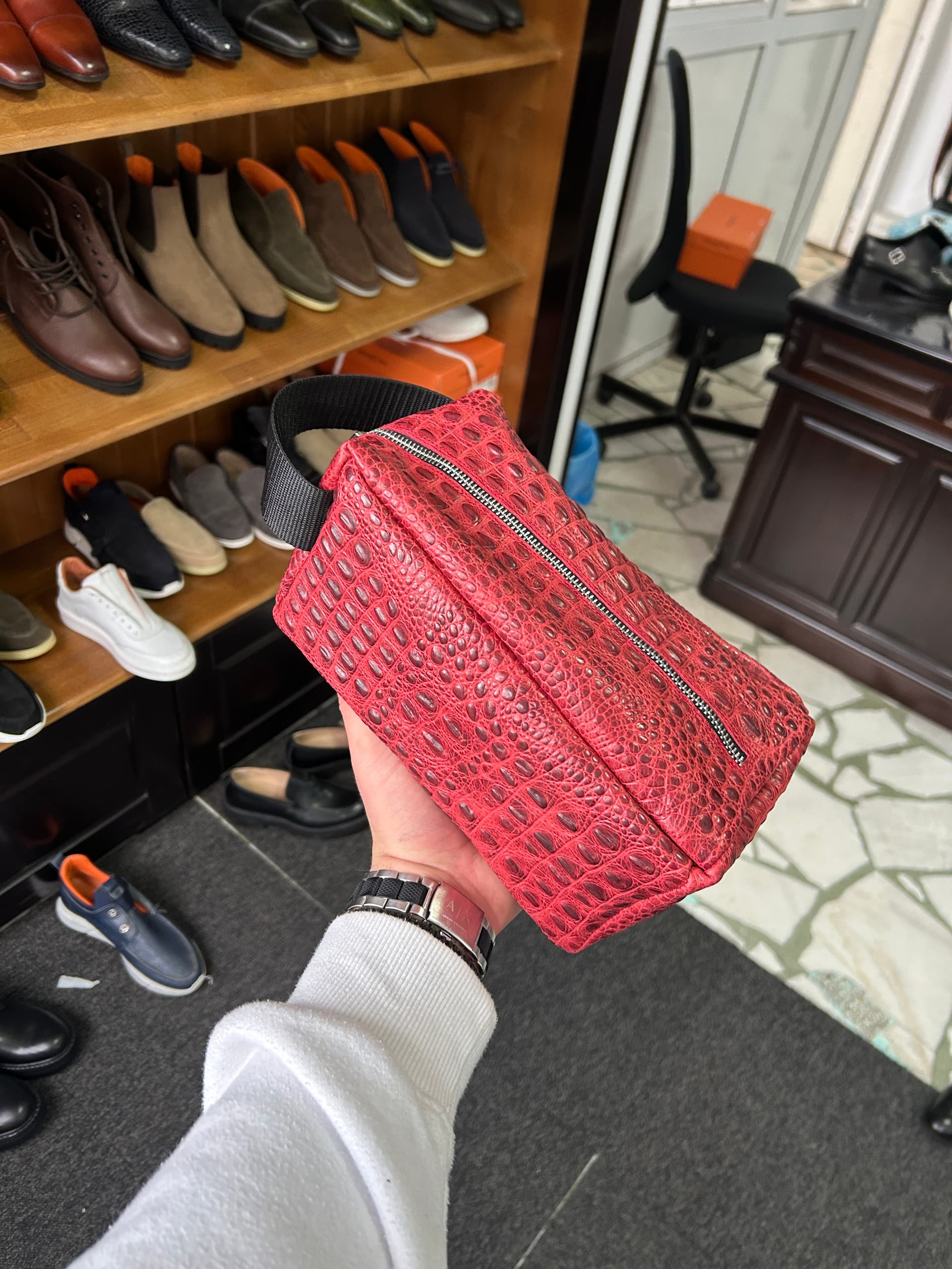 Borseta premium din piele texturată roșie